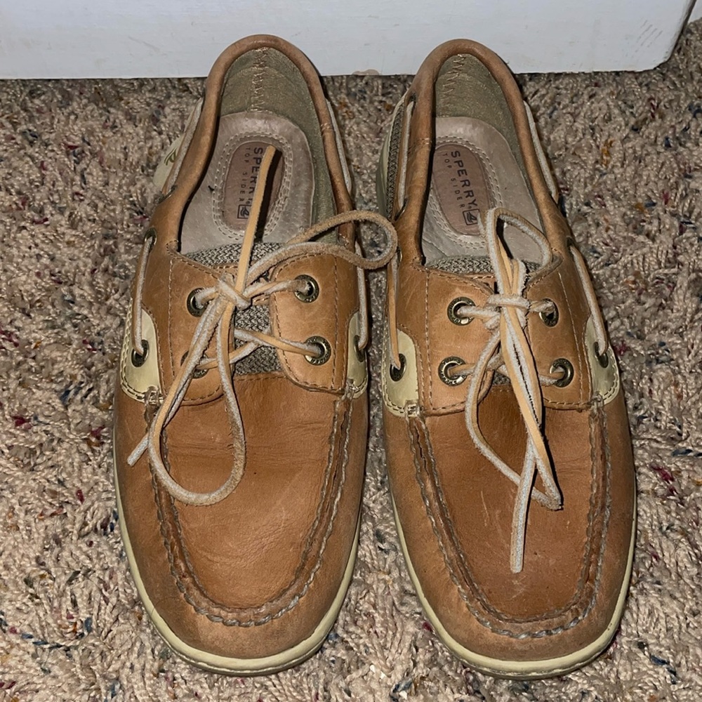 Size 6 Sperry Top-Siders